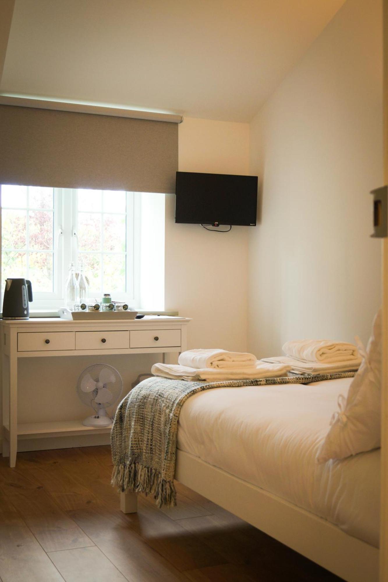 Lemon Tree Inn - Newly Refurbished Coastal Stay Swyre Esterno foto