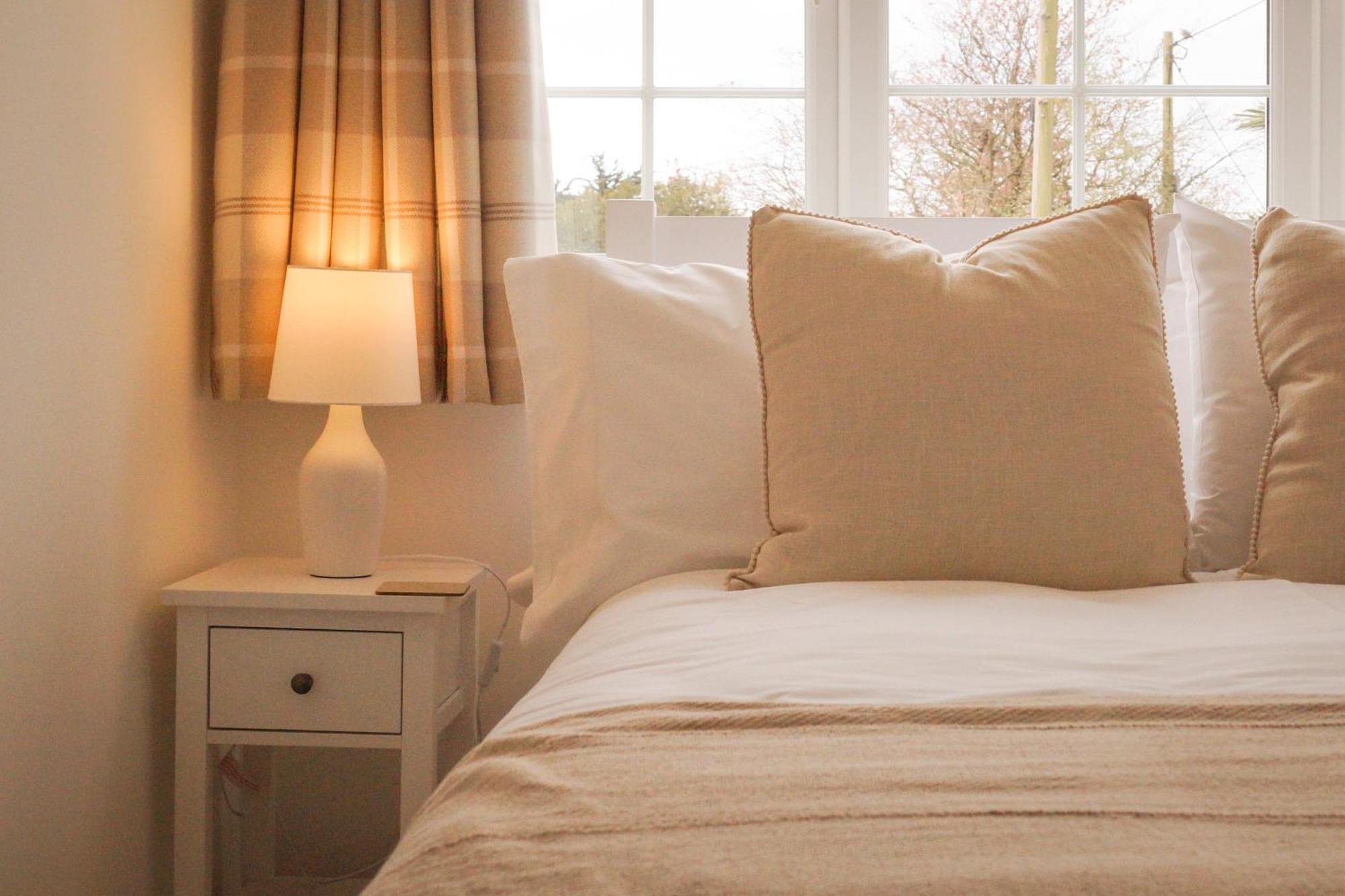 Lemon Tree Inn - Newly Refurbished Coastal Stay Swyre Esterno foto